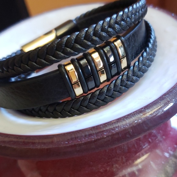 No Brand Jewelry - Leather Bracelet